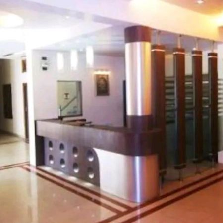 Khalilabad Hotel Soni International מראה חיצוני תמונה