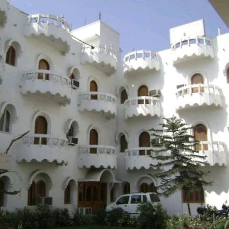 Khalilabad Hotel Soni International מראה חיצוני תמונה