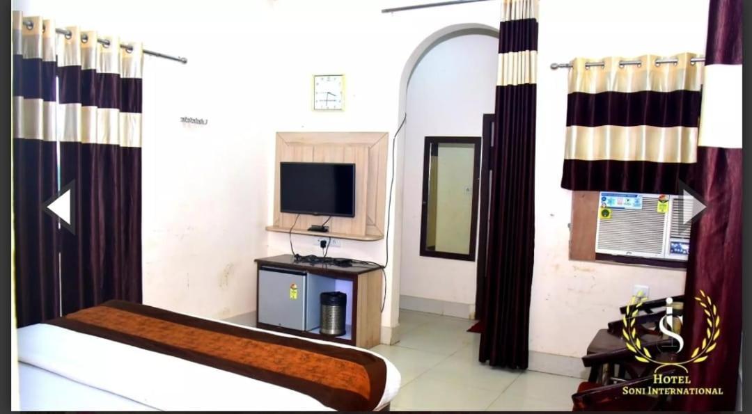 Khalilabad Hotel Soni International מראה חיצוני תמונה
